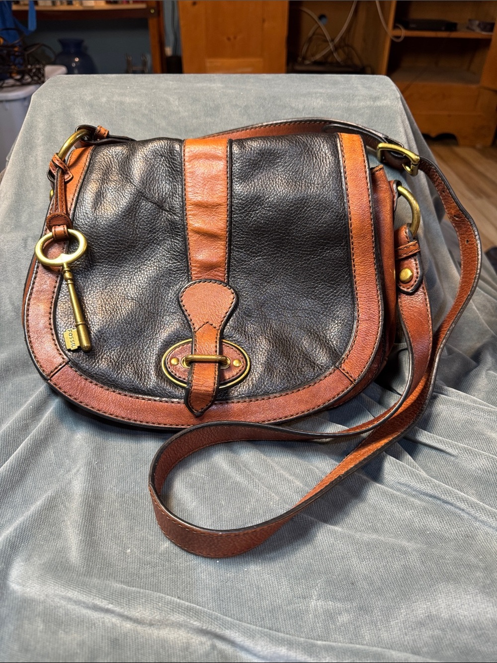 Leather Fossil Vintage Reissue (VRI) crossbody saddle bag